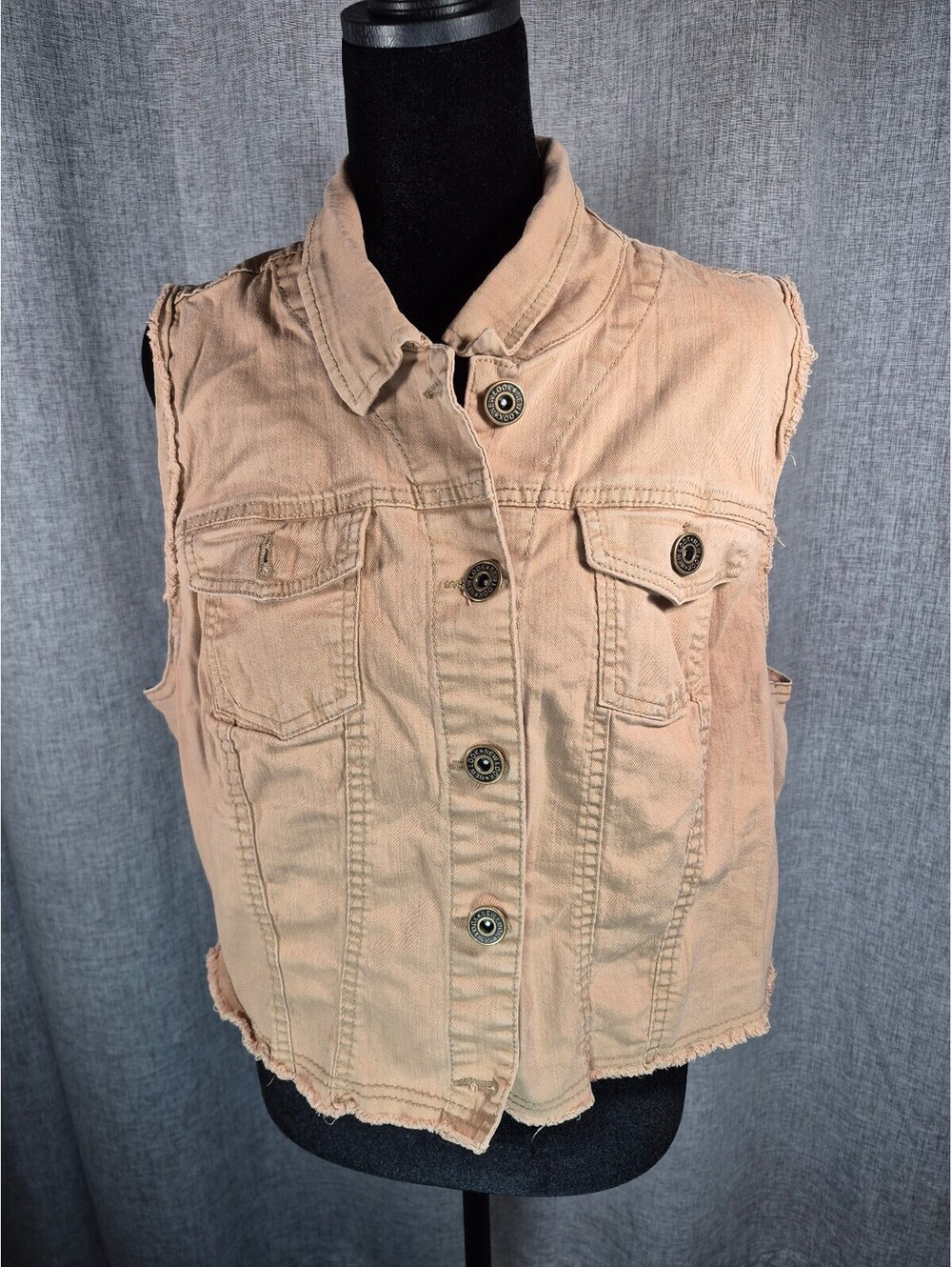 New Look 2X Tan Denim Vest Cropped Distressed Raw Hem Button Front